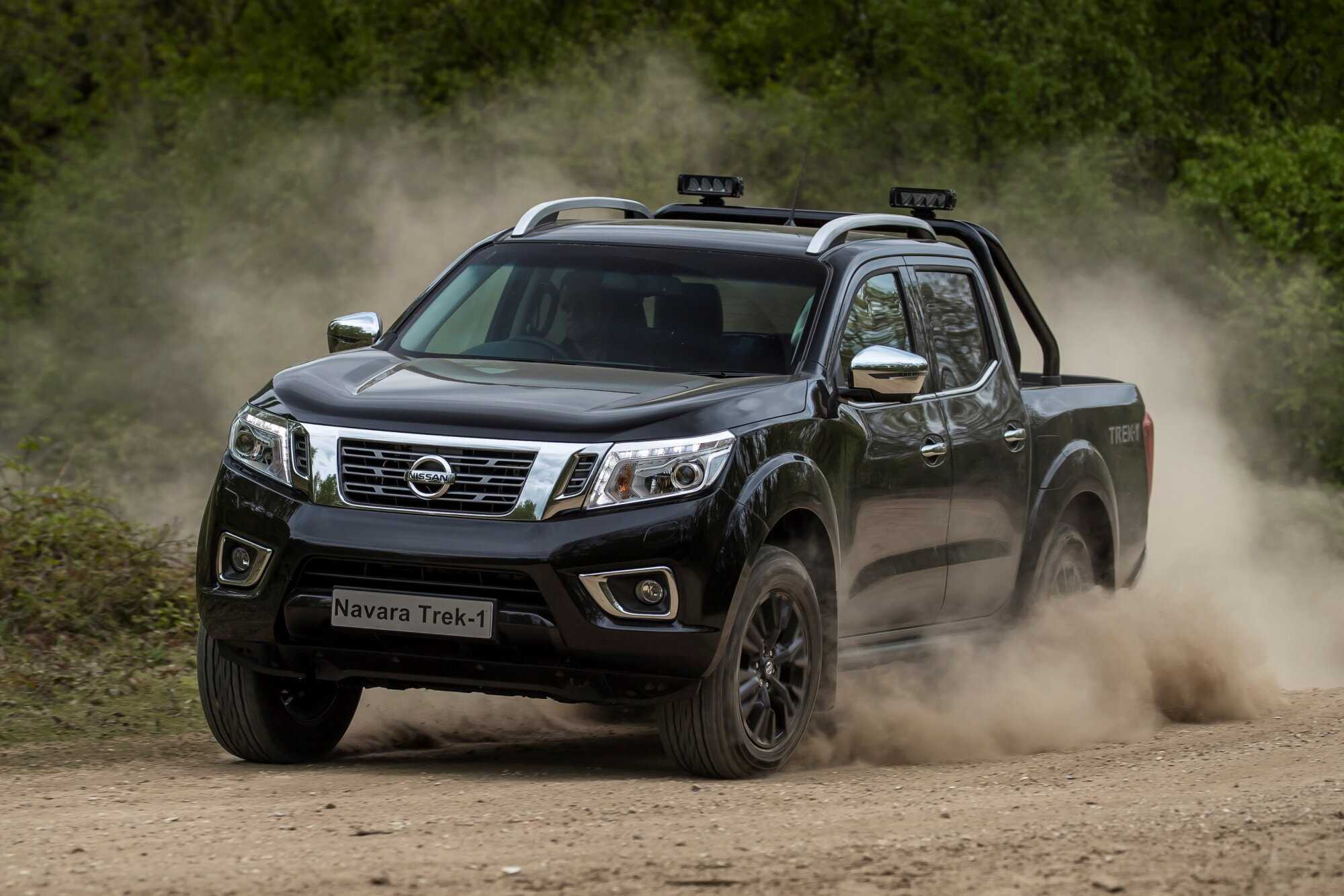 Обновленный пикап nissan navara получил флагманскую версию pro-4x