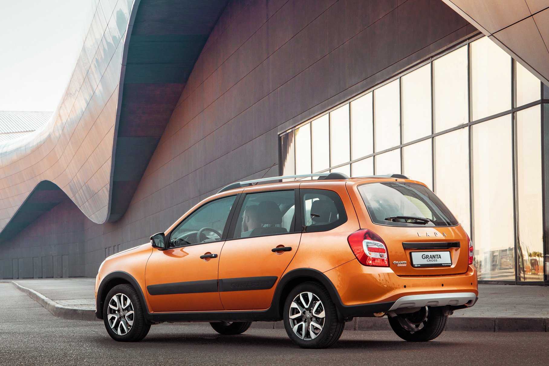 Модник в кроссовках: наш тест-драйв lada granta cross