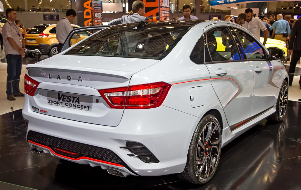Новые модели лада 2023 года: lada iskra (которая “новая гранта”), обновленная vesta ng и многие другие новинки автоваза