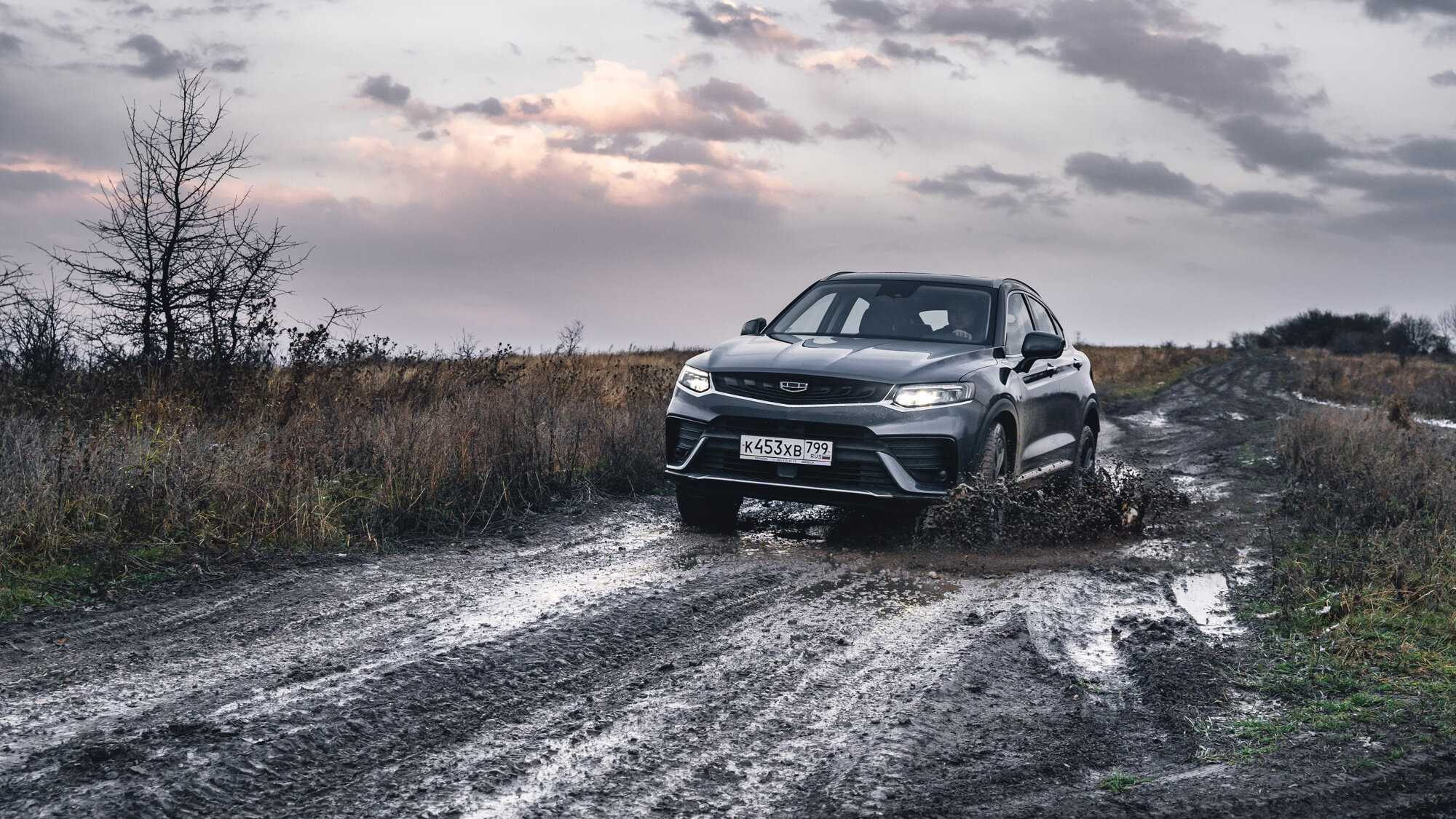 Geely Tugella - фото нового кузова, фото внутри салона автомобиля экстерьер и интерьер новой модели
