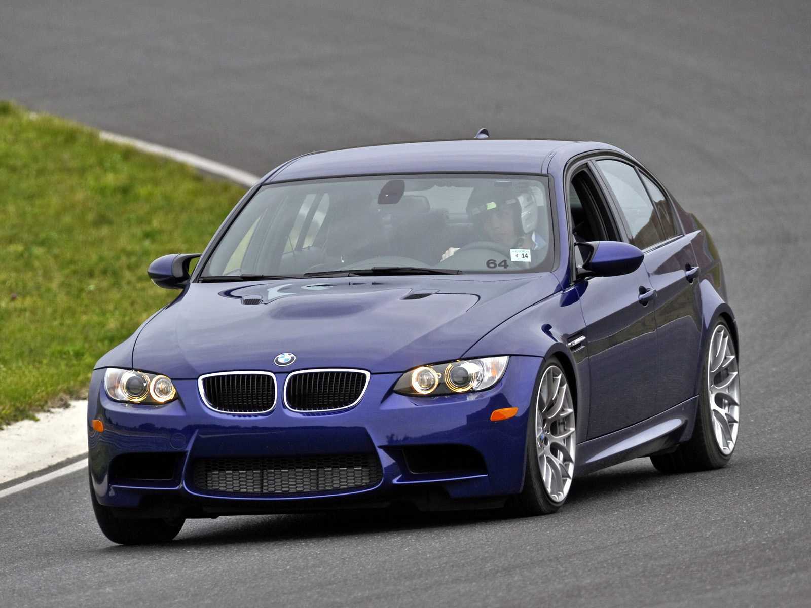 Bmw 3 series (e90) характеристики, двигатели, рестайлинг и комплектации