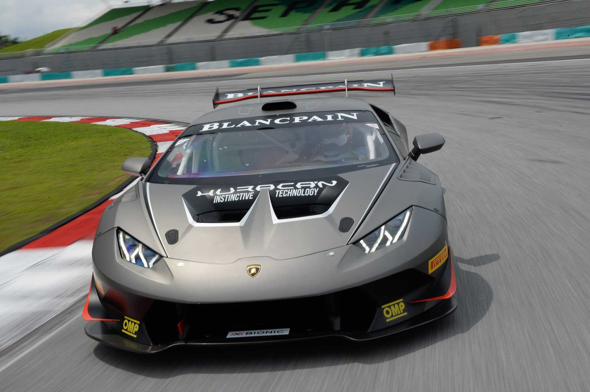 2015 lamborghini huracan lp 620-2 super trofeo