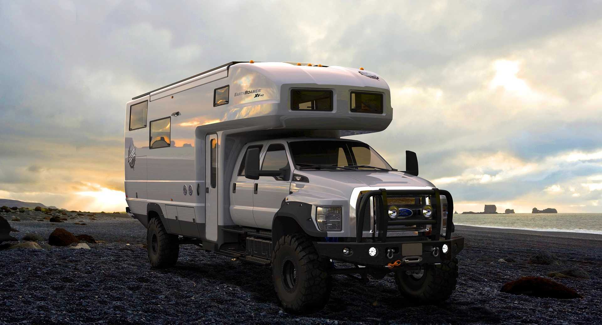 Из культового hummer сделали дом на колесах
