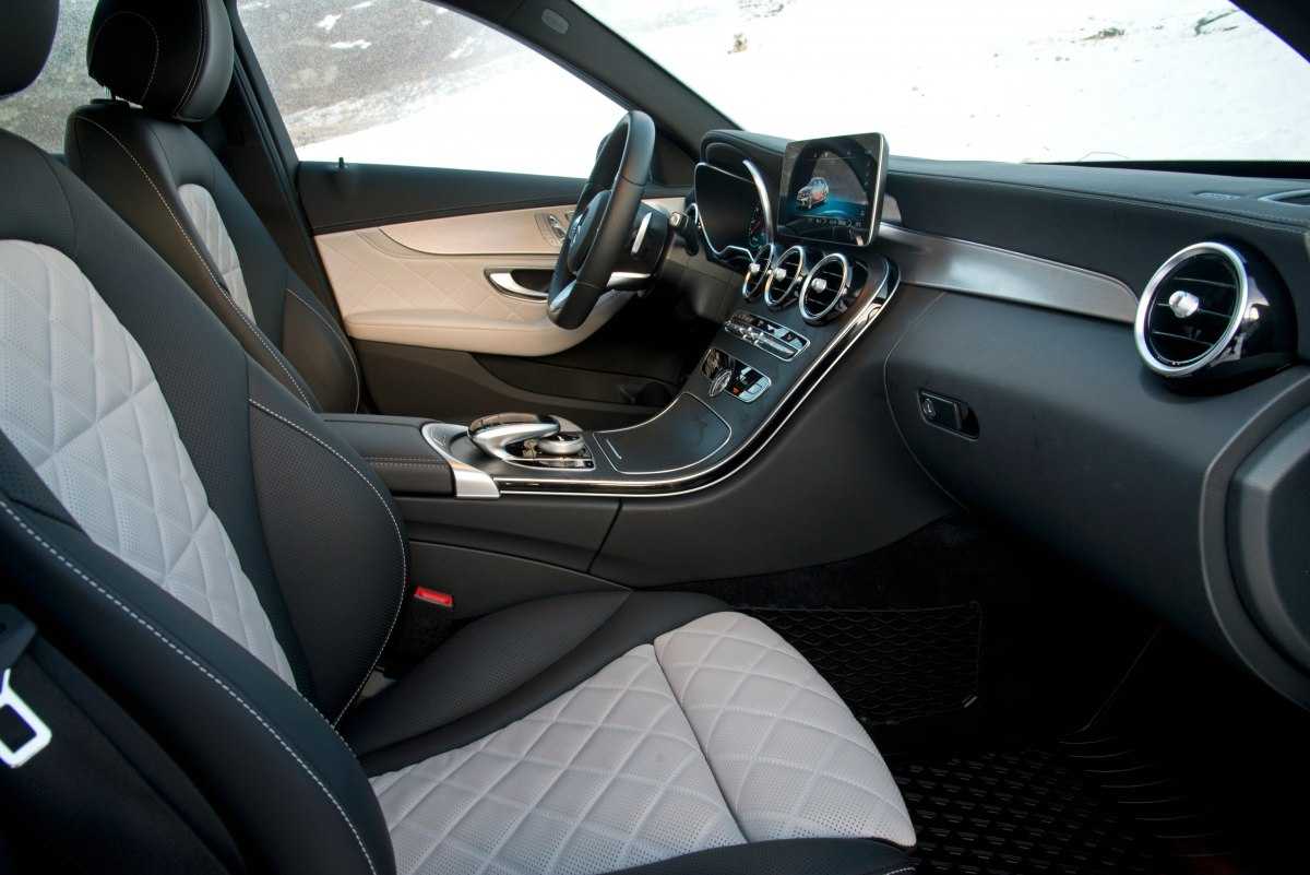 Mercedes-benz c-class - характеристики, комплектации, фото, видео
