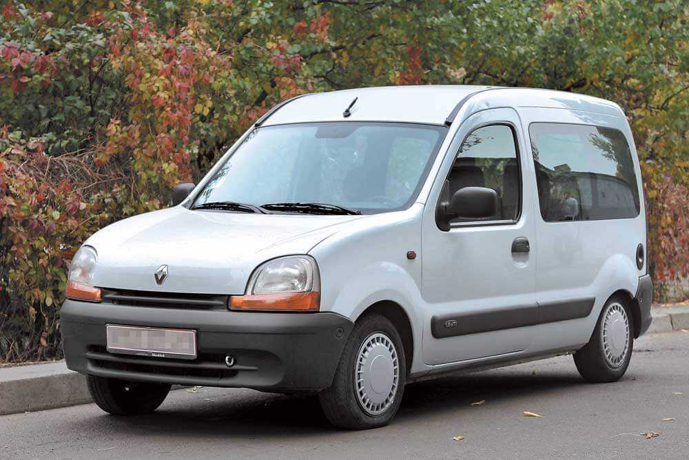 Что лучше: fiat doblo panorama или peugeot partner tepee?