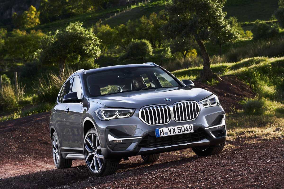 Bmw x1 (f48) характеристики, двигатели, рестайлинг и комплектации