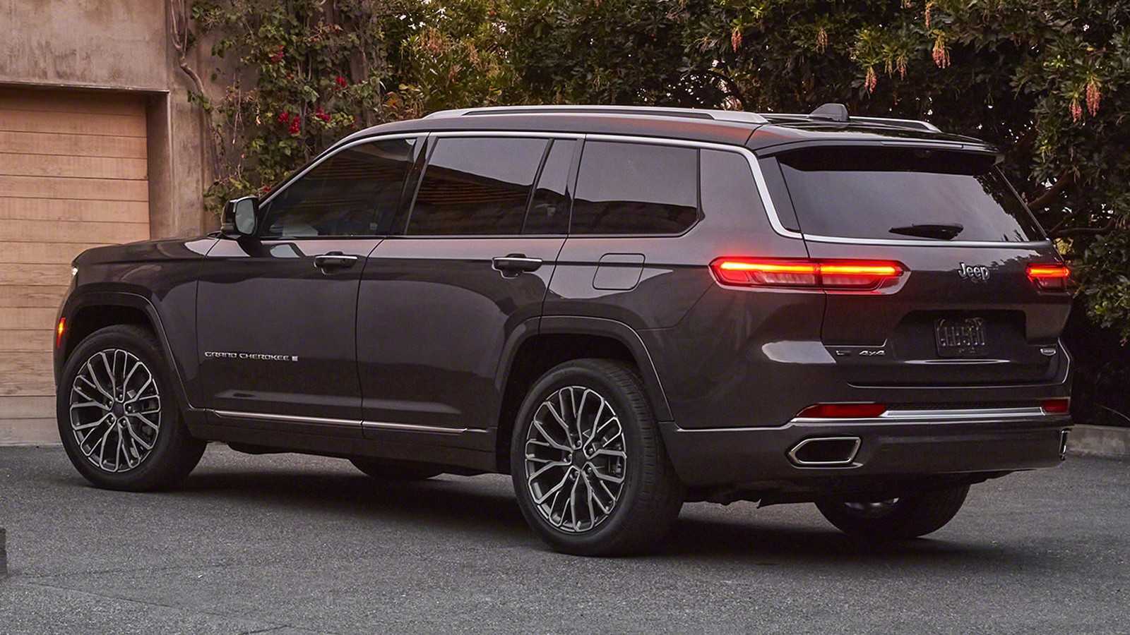 Новый jeep grand cherokee 2023 для россии: почему он оказался лучше дорогого porsche macan?