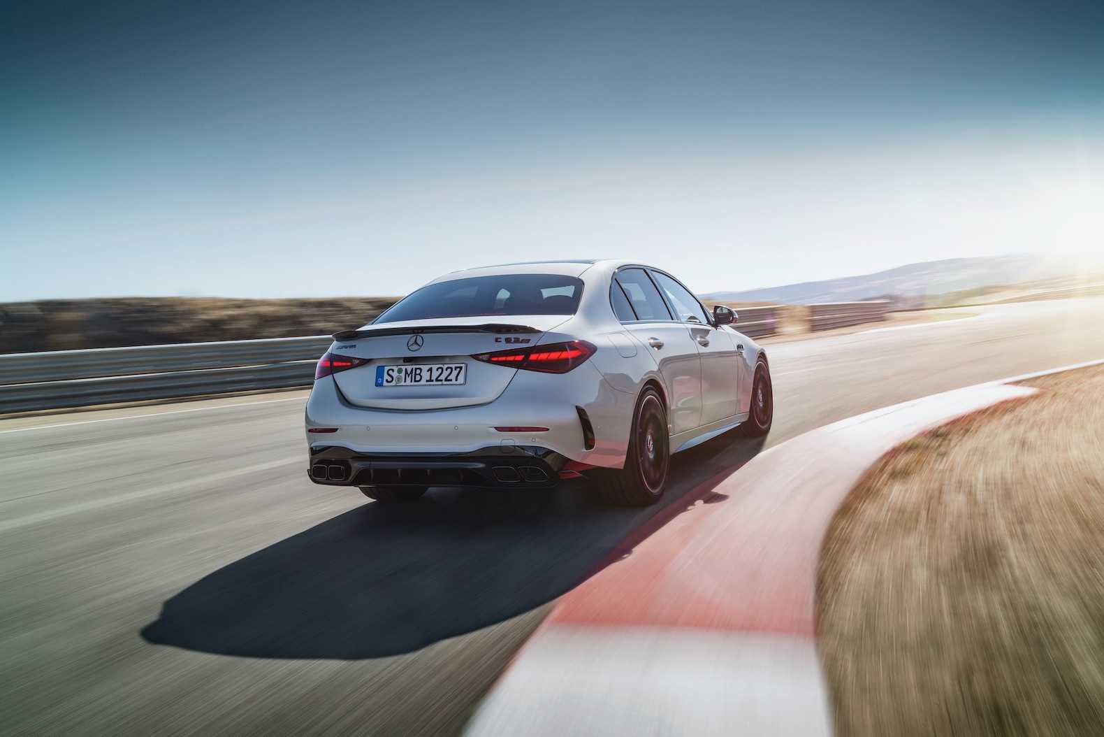 2024 mercedes-amg c63